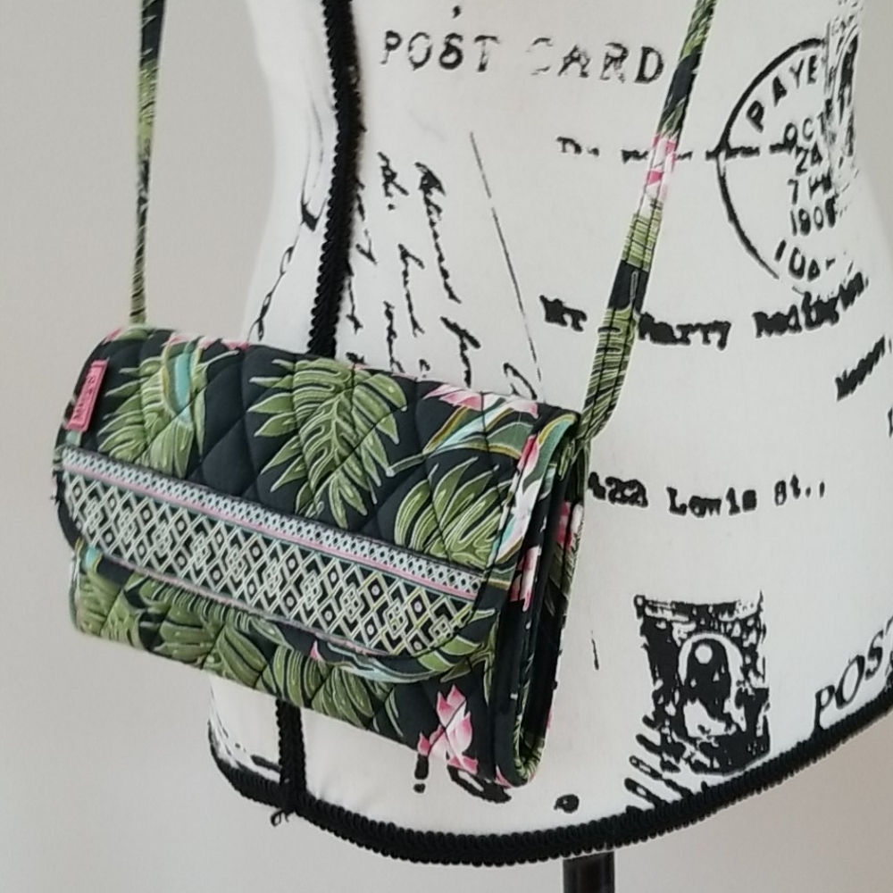 MaggieB Tropical Floral Trifold Belt/Crossbody Bag - Picture 9 of 9